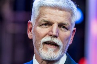 Pavel se podle politologů u domácích témat stáhl z veřejného prostoru